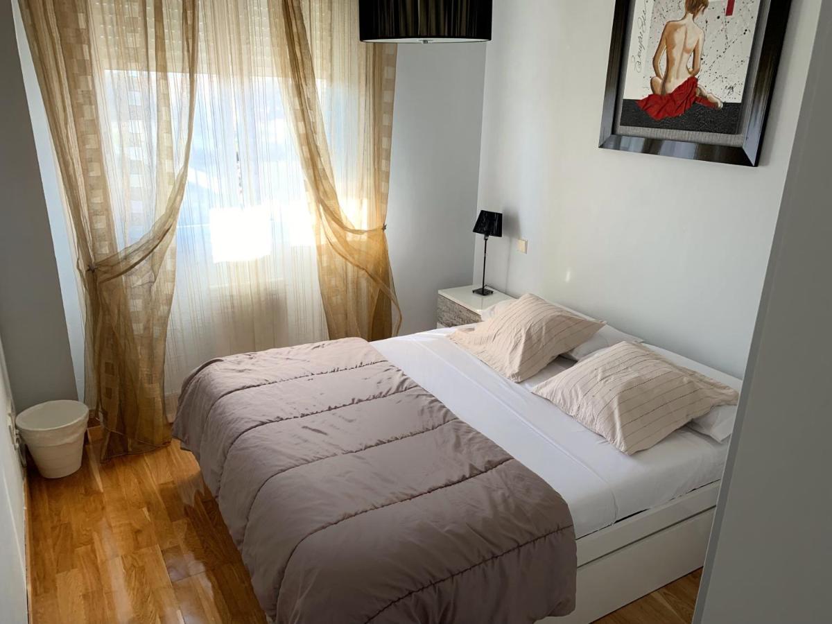 Apto Alma Parking Y Piscina Gratis Zaragoza Buitenkant foto