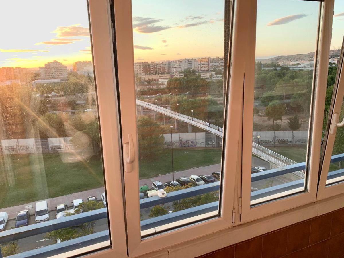 Apto Alma Parking Y Piscina Gratis Zaragoza Buitenkant foto
